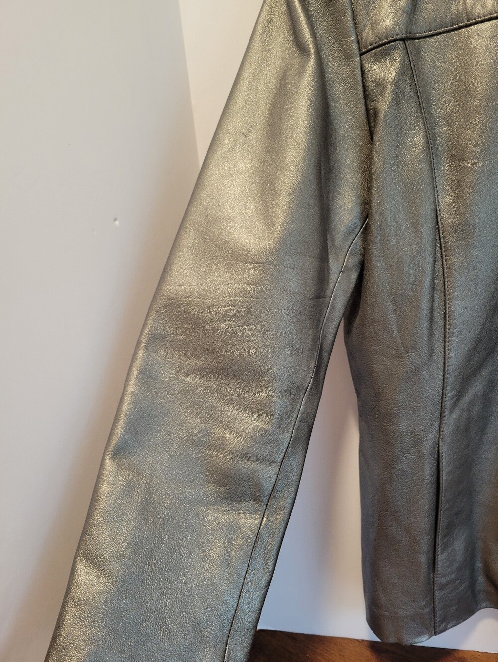 VTG Alfani Sz S Metallic Silver Genuine New Zealand Lamb Leather Zip Jacket Y2K - Picture 4 of 11